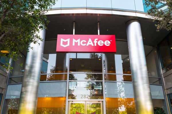 Precursor de la ciberseguridad John McAfee espera extradición 5 Precursor de la ciberseguridad John McAfee espera extradición